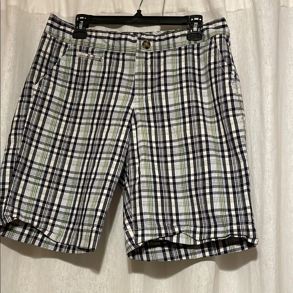 Dockers Flat Front Black and Green Shorts for Casual Wear